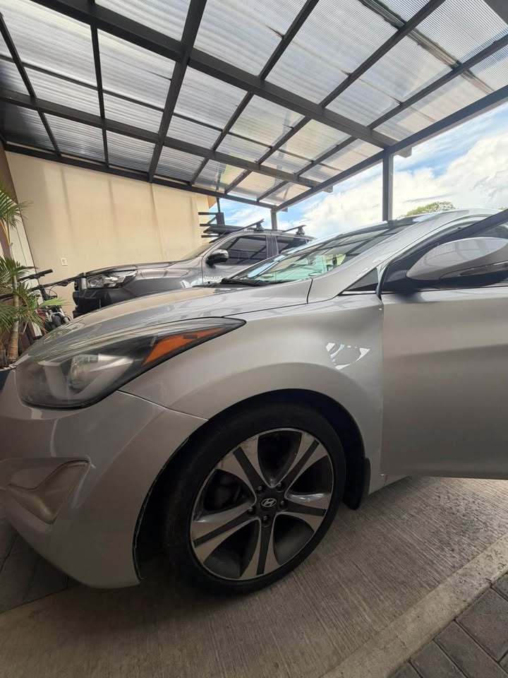 2015 Hyundai Elantra - foto 4