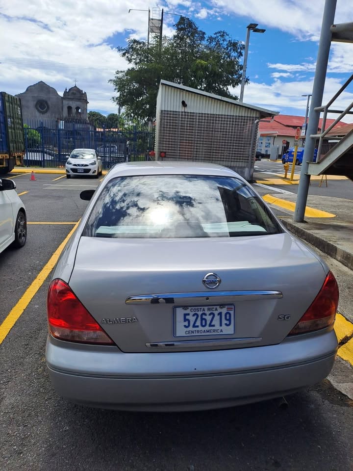 2004 Nissan Almera - foto 4