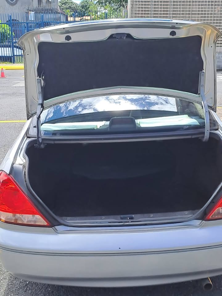 2004 Nissan Almera - foto 5