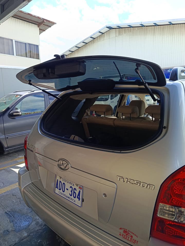 2008 Hyundai Tucson - foto 2