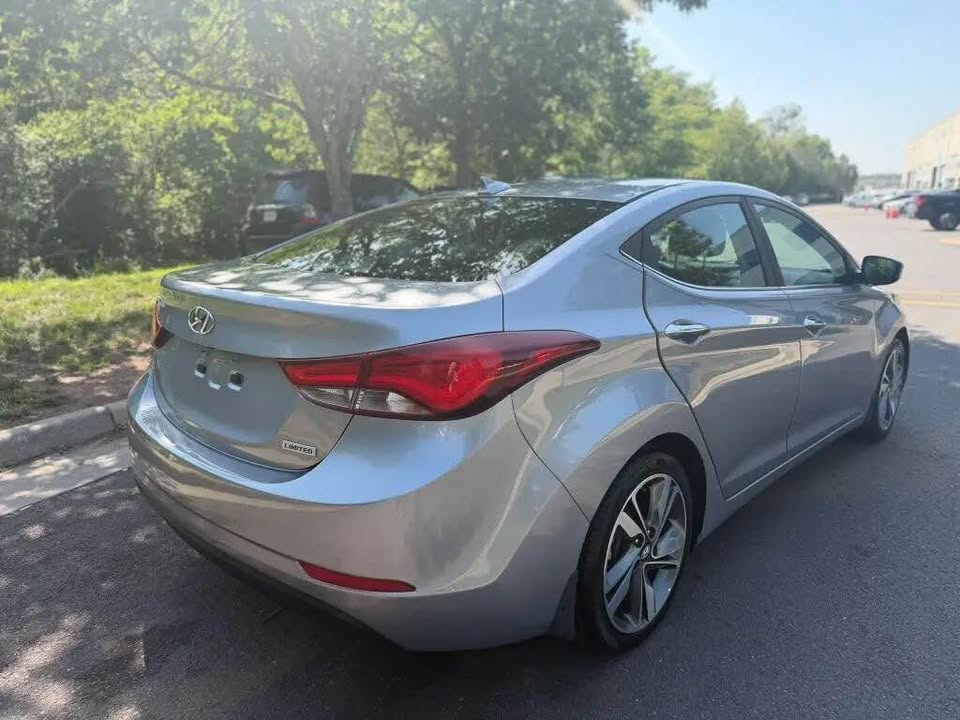 2015 Hyundai Elantra - foto 3