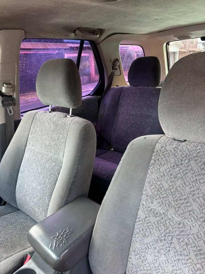 2000 Isuzu Rodeo - foto 2