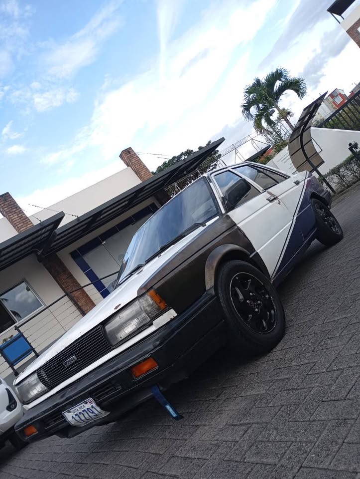 1987 Nissan Sentra - foto 2
