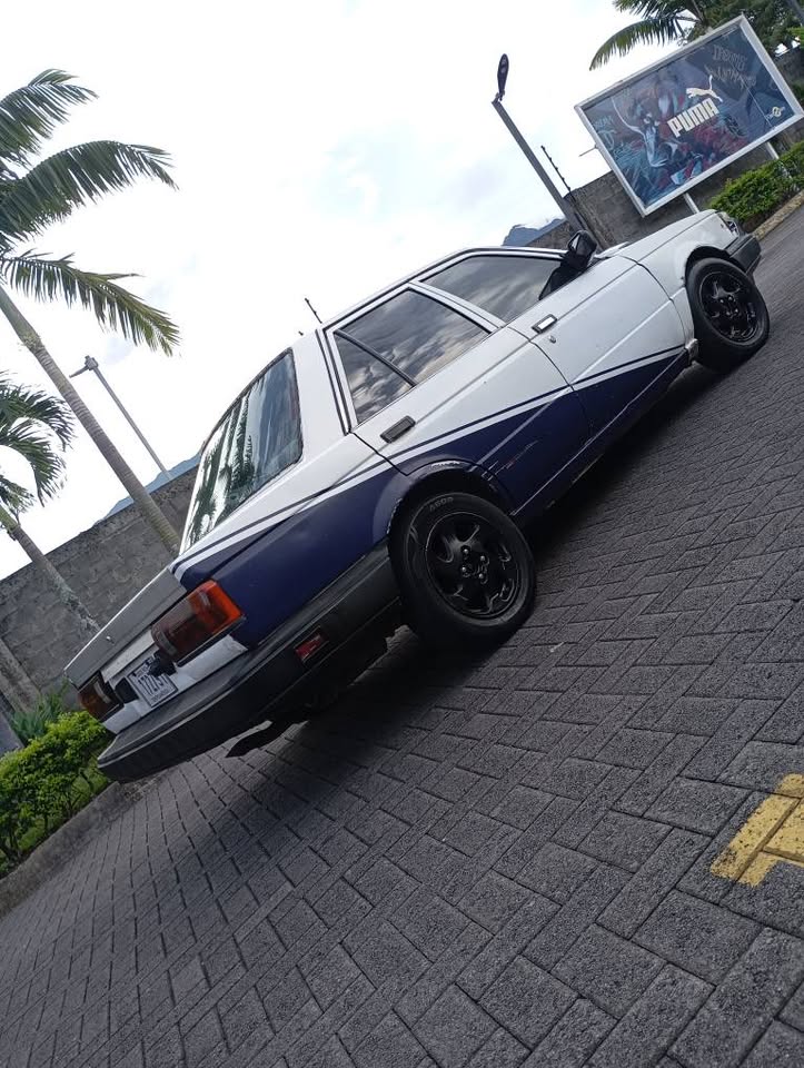 1987 Nissan Sentra - foto 3