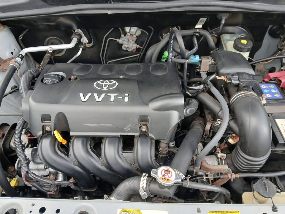 2001 Toyota Yaris - foto 4