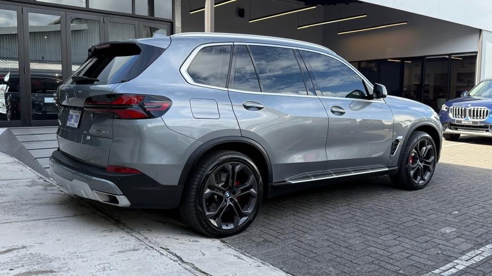 2024 BMW X5 - foto 4