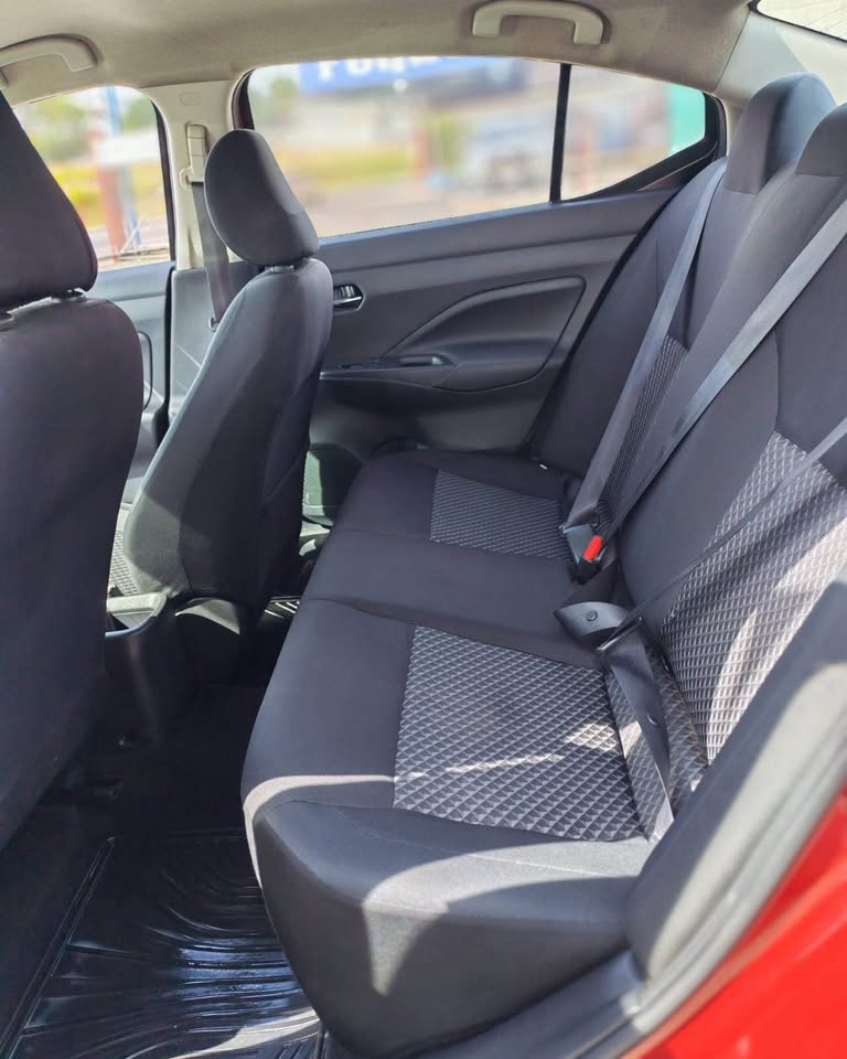 2020 Nissan Versa - foto 5