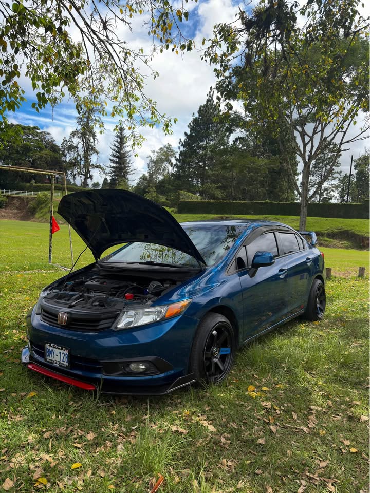 2012 Honda Civic - foto 3