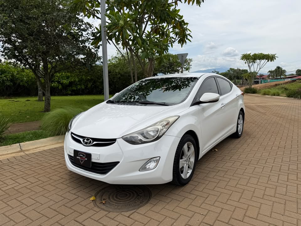 2011 Hyundai Avante - foto 2