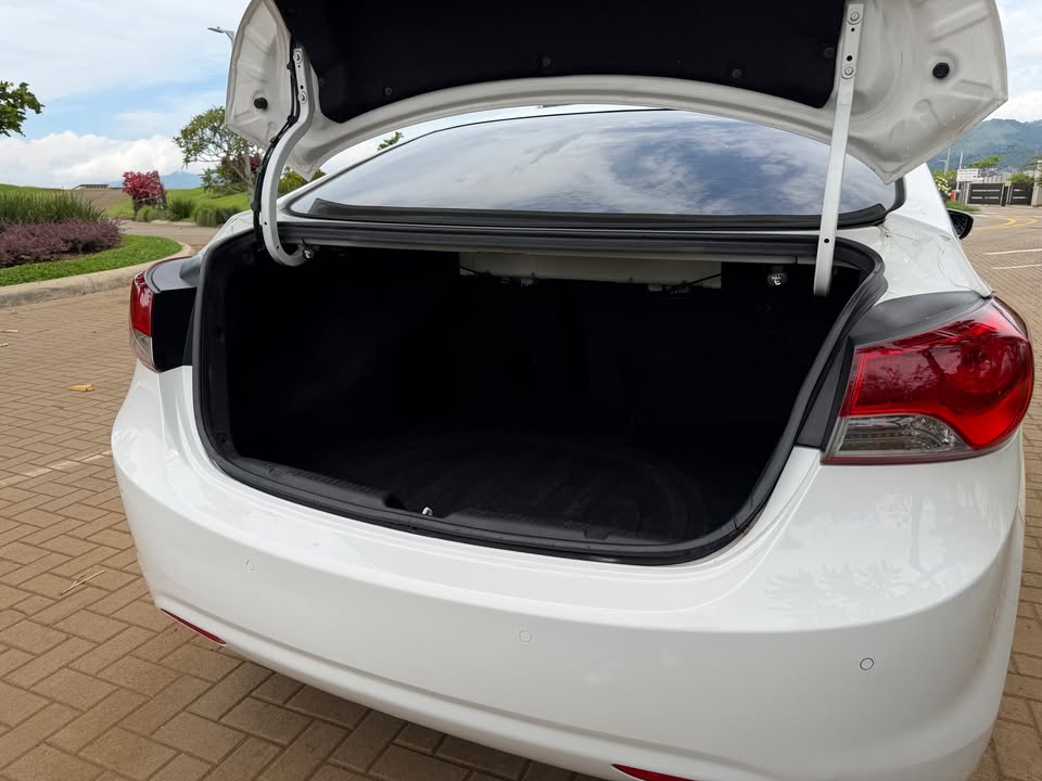 2011 Hyundai Avante - foto 3