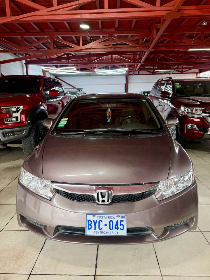2009 Honda Civic - foto 2