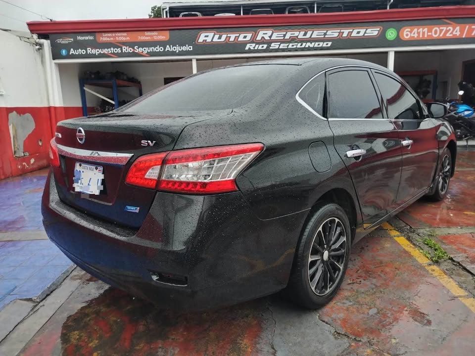 2014 Nissan Sentra - foto 3