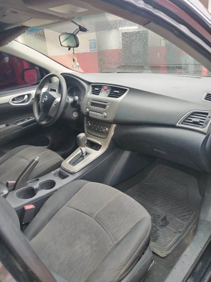 2014 Nissan Sentra - foto 4