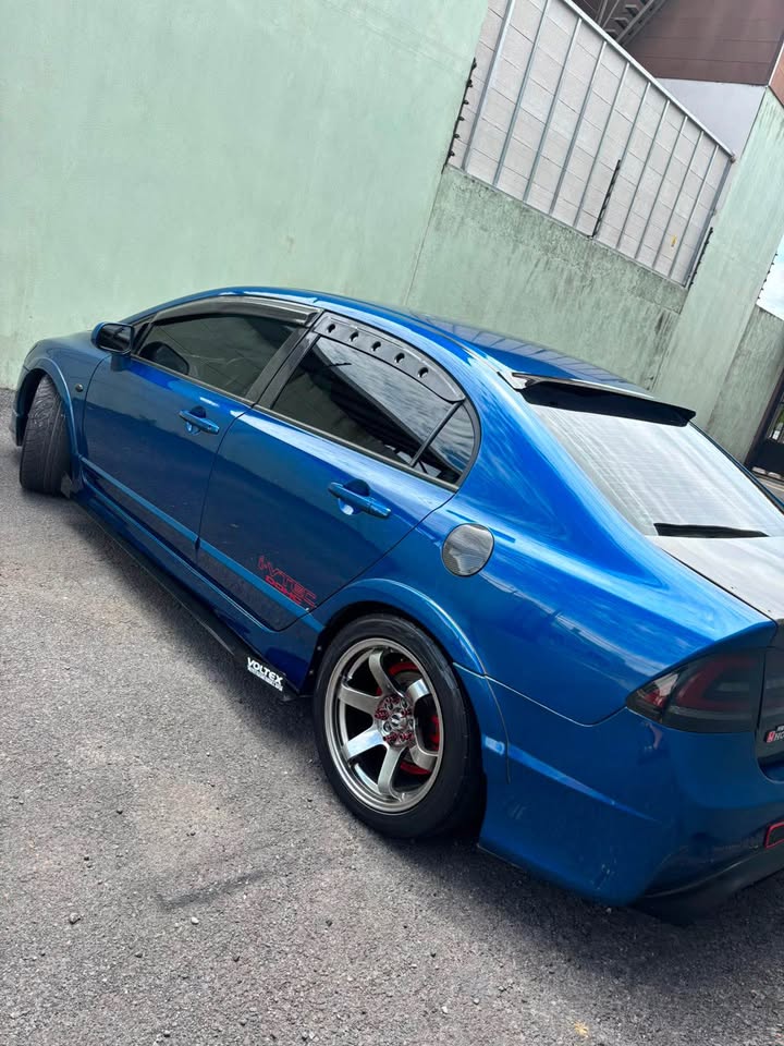 2010 Honda Civic - foto 2