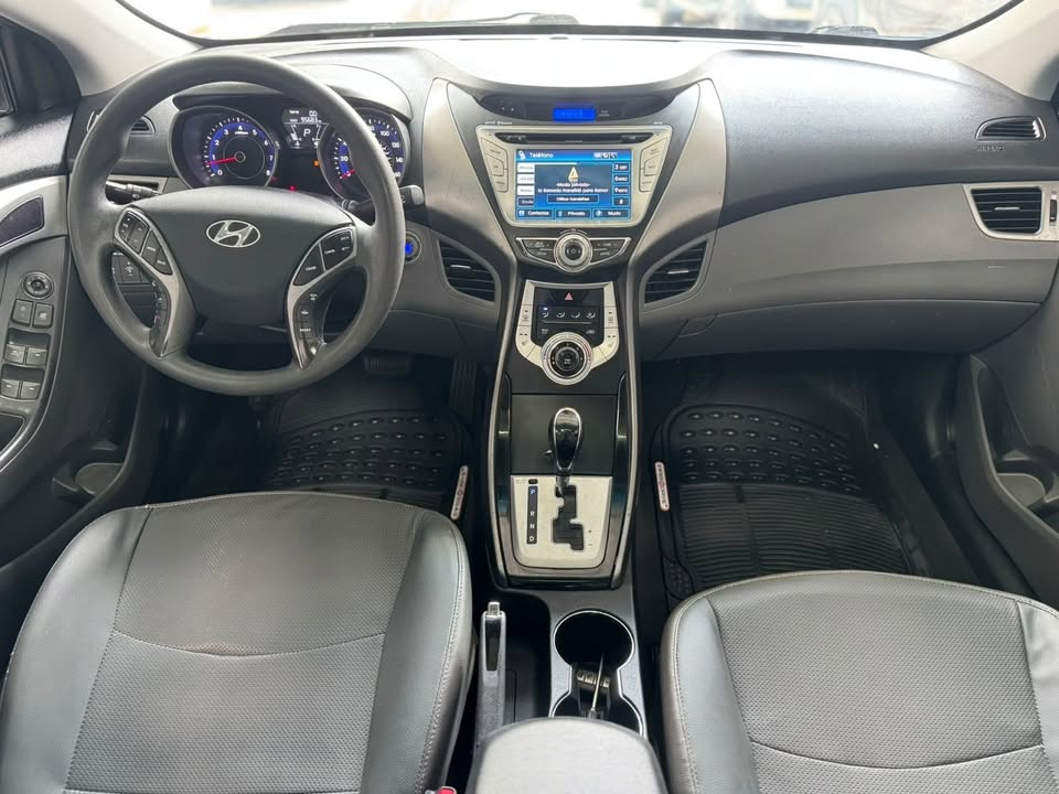 2012 Hyundai Elantra - foto 4
