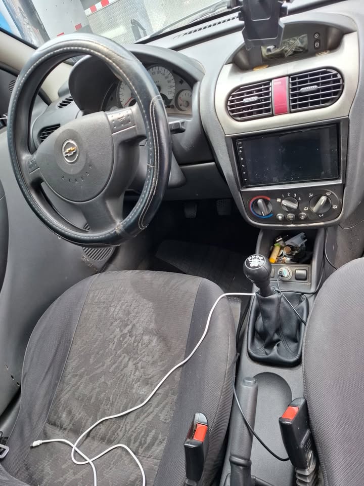 2004 Chevrolet Corsa