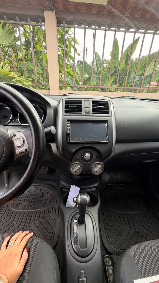 2013 Nissan Versa - foto 4
