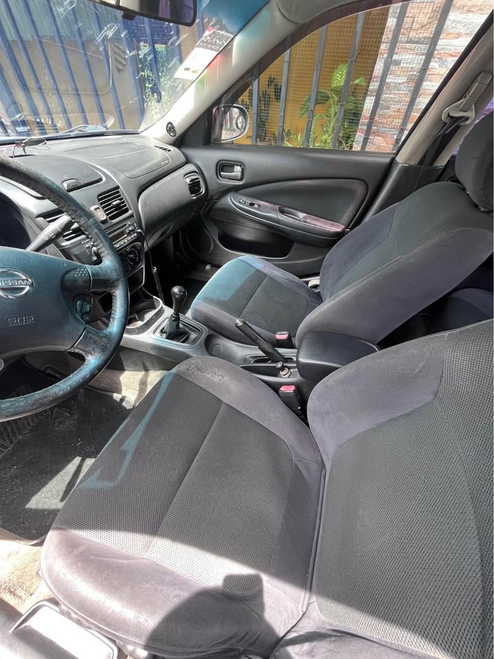 2005 Nissan Sentra - foto 3
