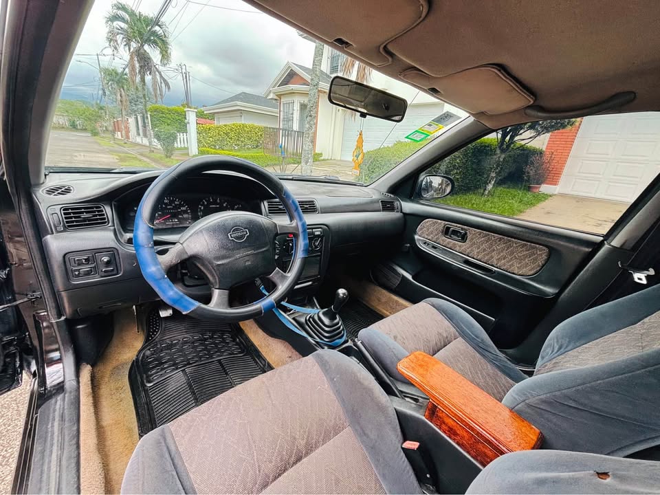 1999 Nissan Sentra - foto 5