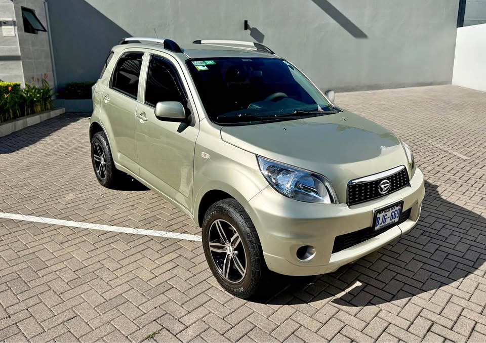 2016 Daihatsu Terios