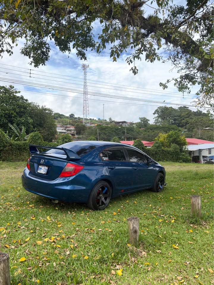 2012 Honda Civic - foto 4