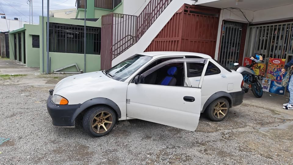 1996 Hyundai Other - foto 5