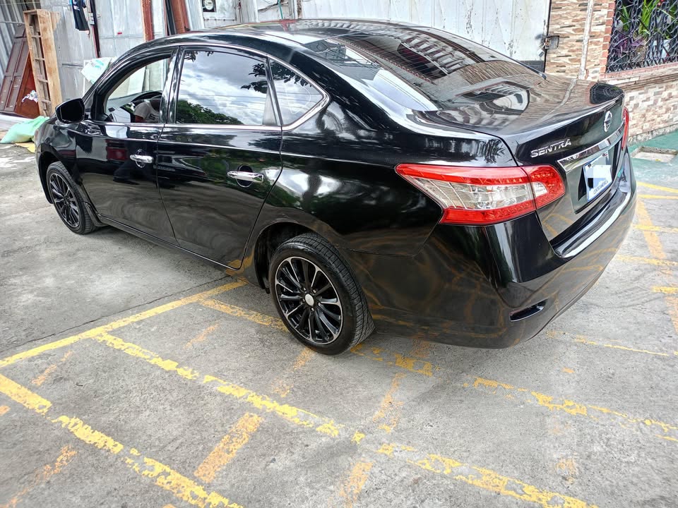 2014 Nissan Sentra - foto 3