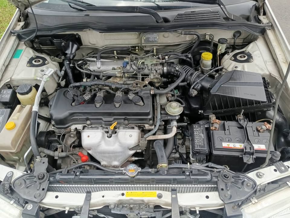 2002 Nissan Almera - foto 3