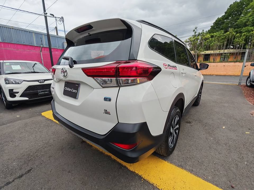 2022 Toyota Rush - foto 4