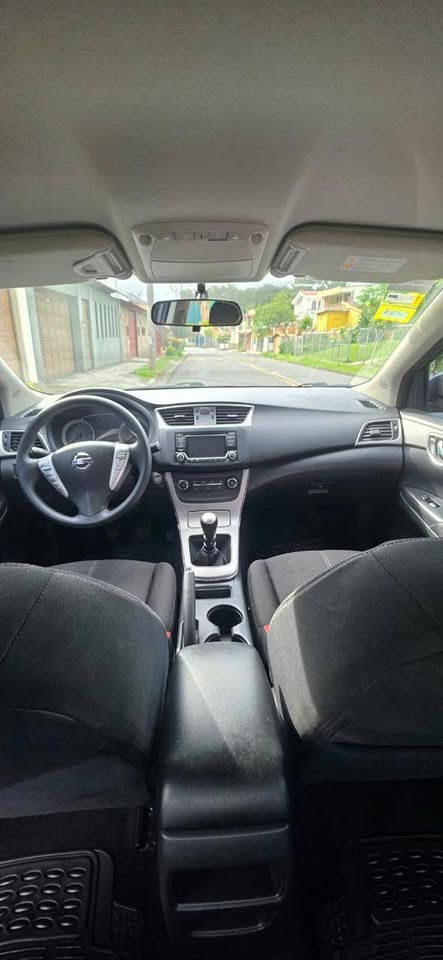 2016 Nissan Sentra - foto 4