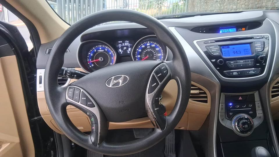 2014 Hyundai Elantra - foto 5