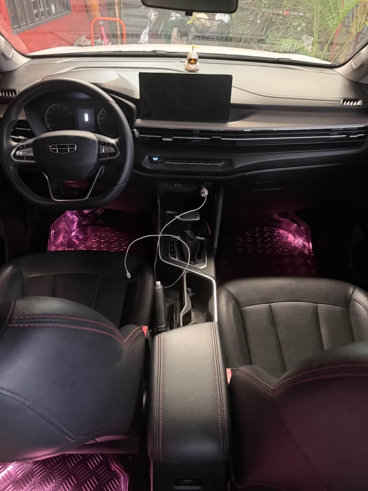 2024 Geely Coolray - foto 2
