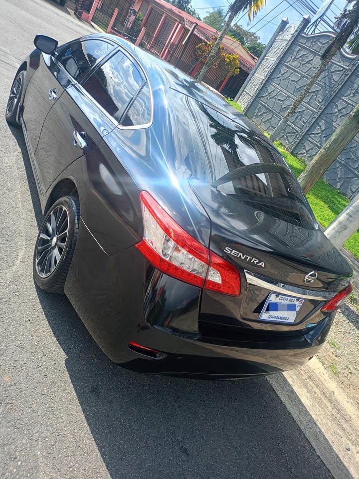 2014 Nissan Other - foto 2