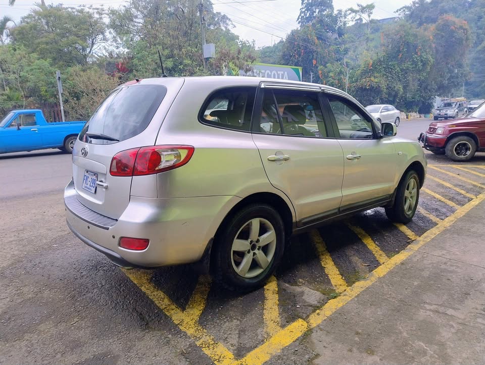 2006 Hyundai Santa Fe - foto 2