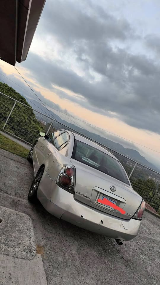 2005 Nissan Altima - foto 2