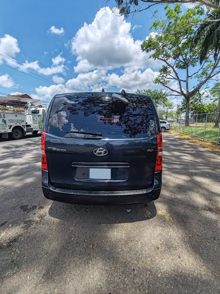 2018 Hyundai H-1 - foto 2