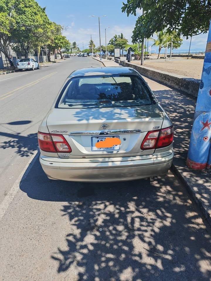 2003 Nissan Almera - foto 3