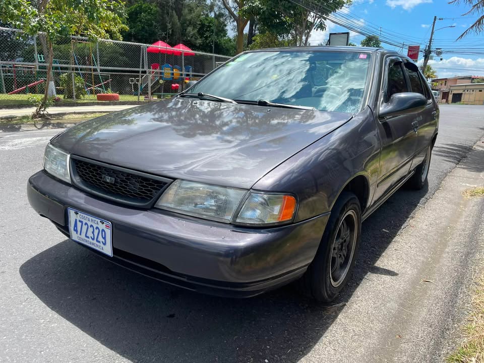 1997 Nissan Sentra - foto 3