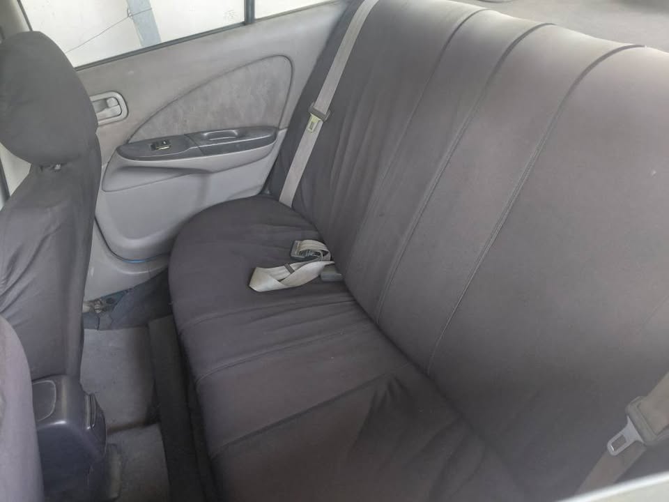 2001 Nissan Almera - foto 3