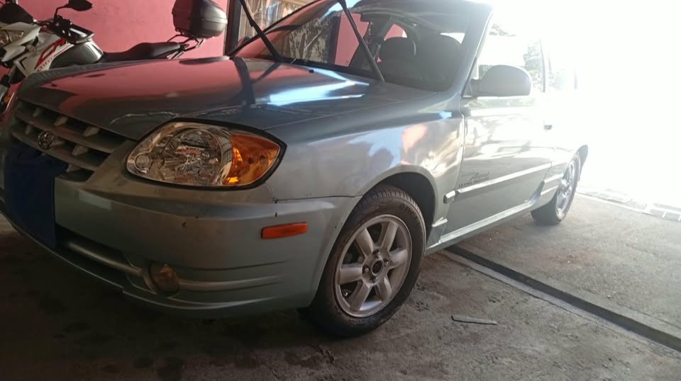 2003 Hyundai Other - foto 2