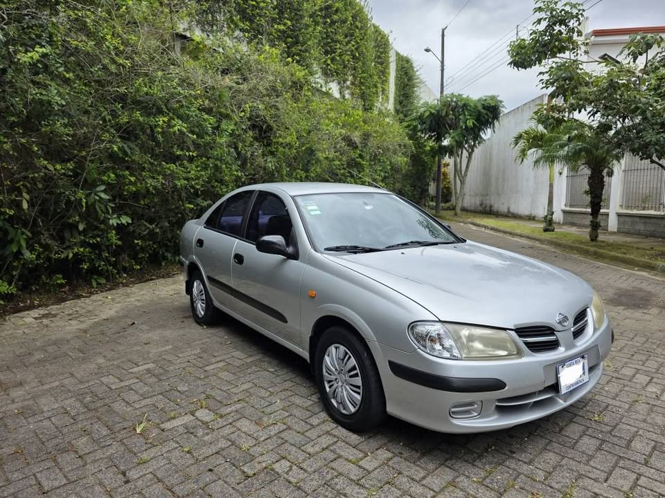 2002 Nissan Almera - foto 3