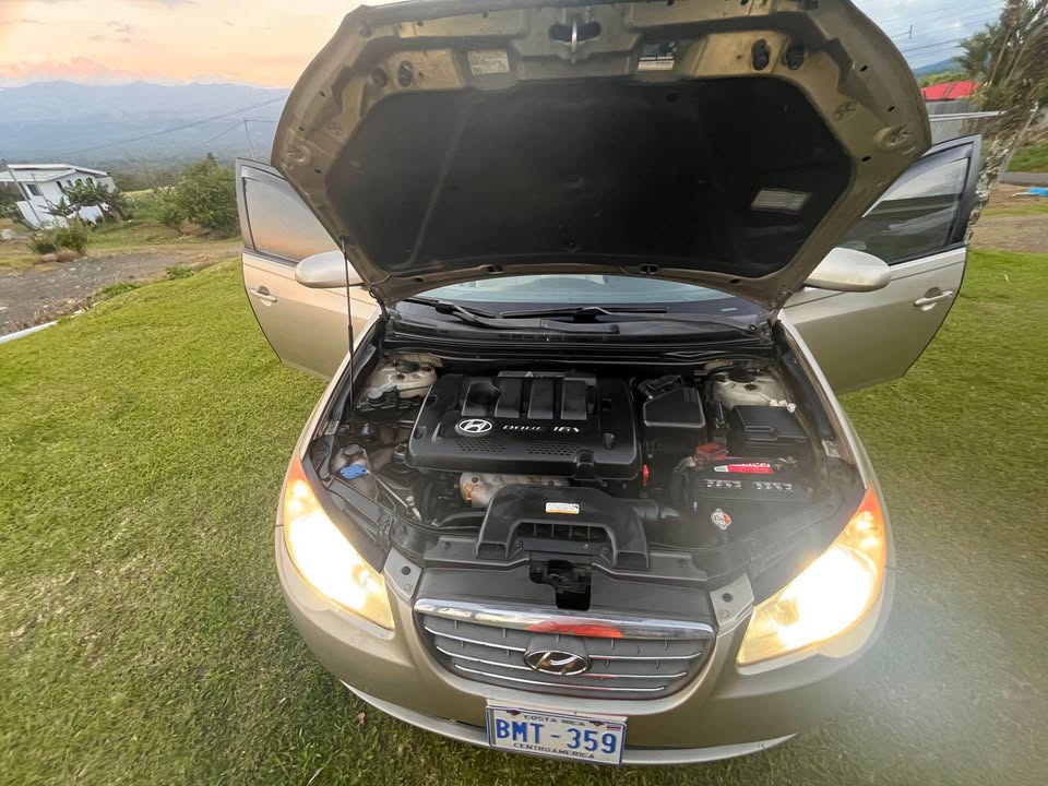 2000 Hyundai Elantra - foto 3