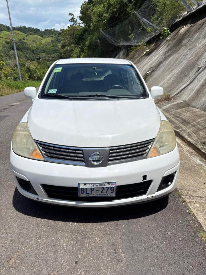 2007 Nissan Versa - foto 4