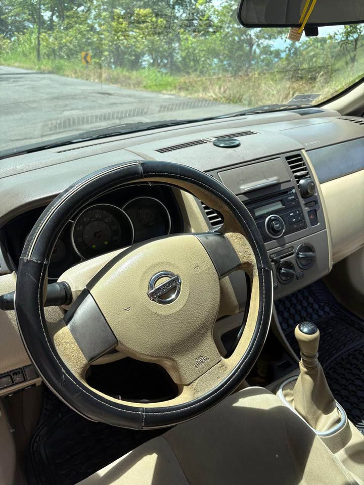 2007 Nissan Versa - foto 5
