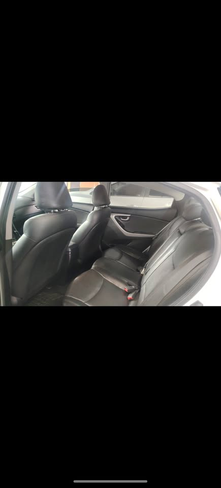 2012 Hyundai Elantra - foto 3