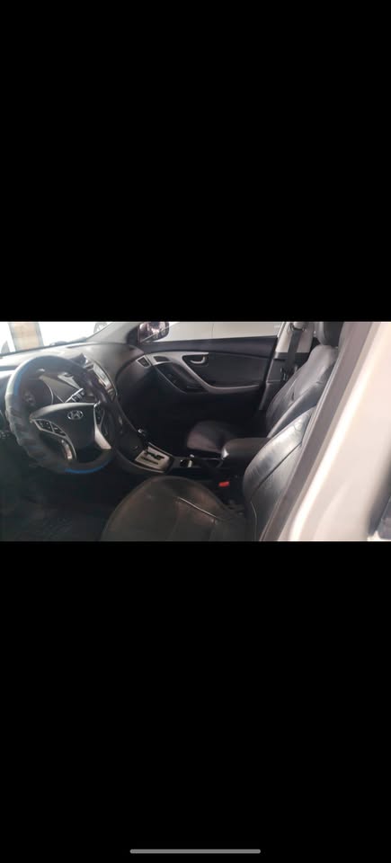 2012 Hyundai Elantra - foto 4