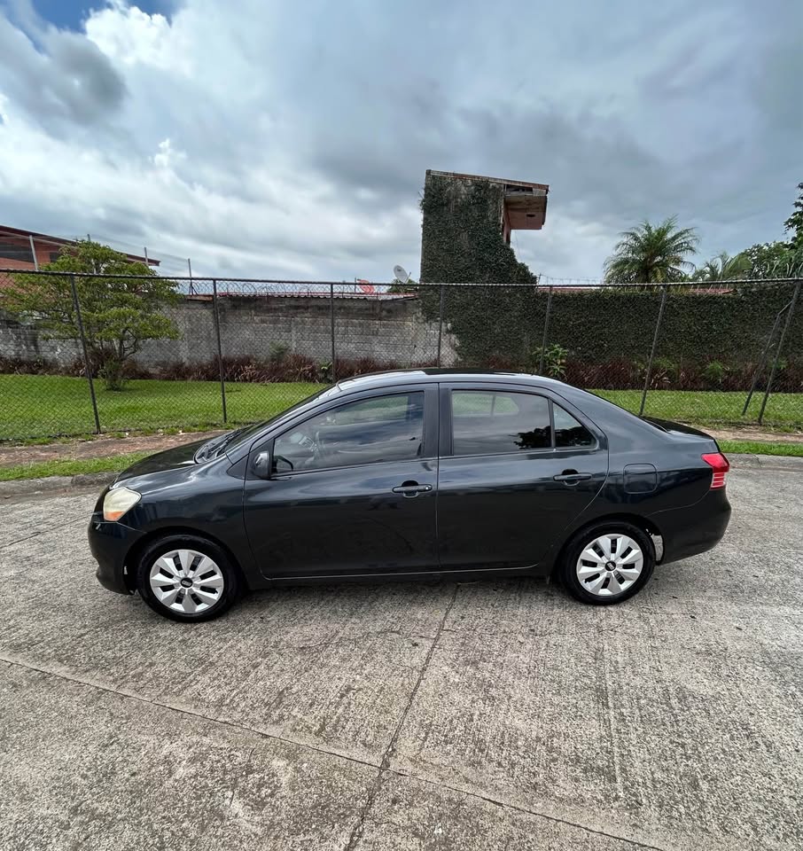 2007 Toyota Yaris - foto 3