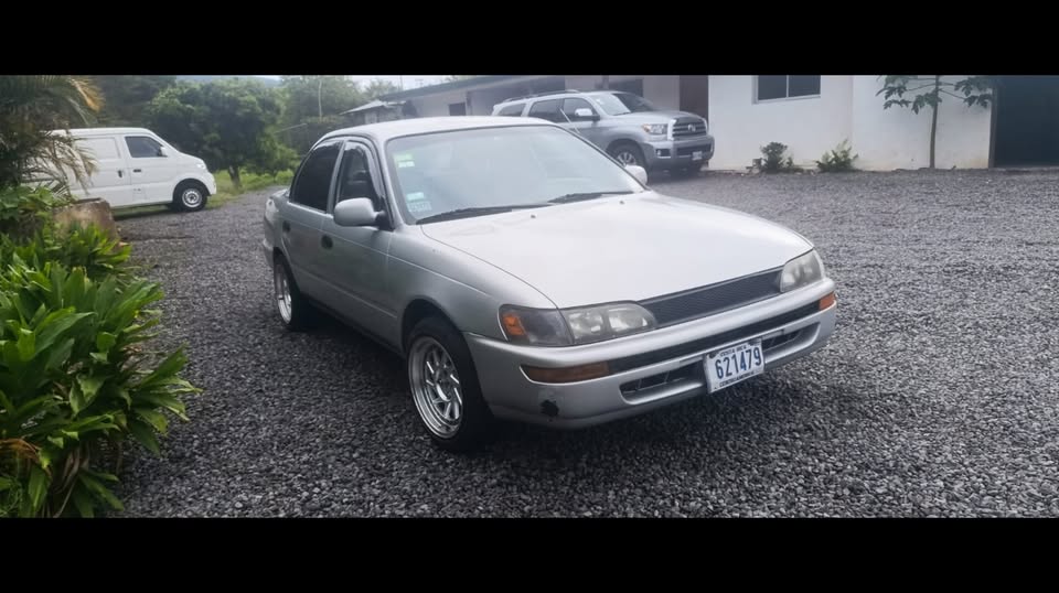 1993 Toyota Corolla - foto 2