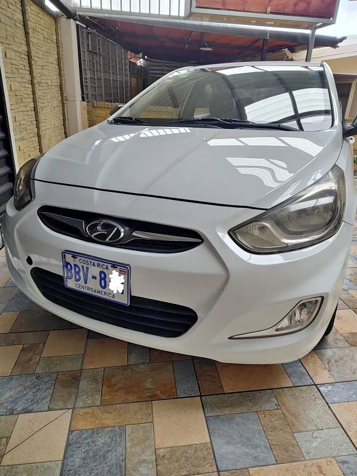 2012 Hyundai Accent