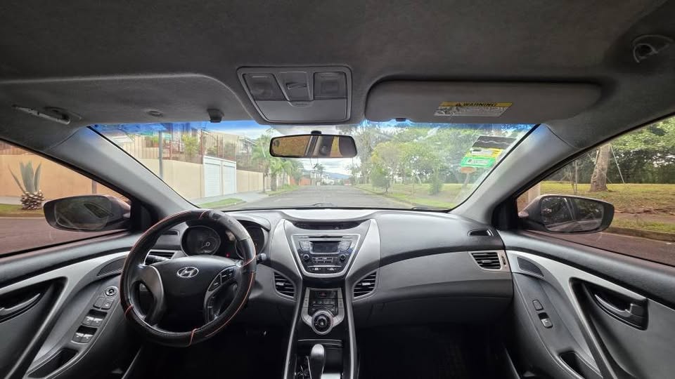 2013 Hyundai Elantra - foto 5